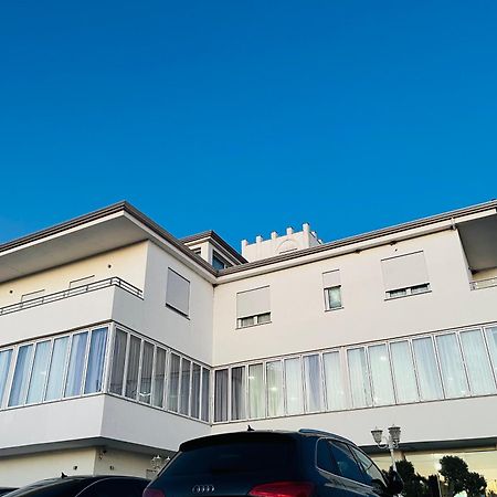 Hotel Kodra E Godenve Vile-Ballaj Exterior foto