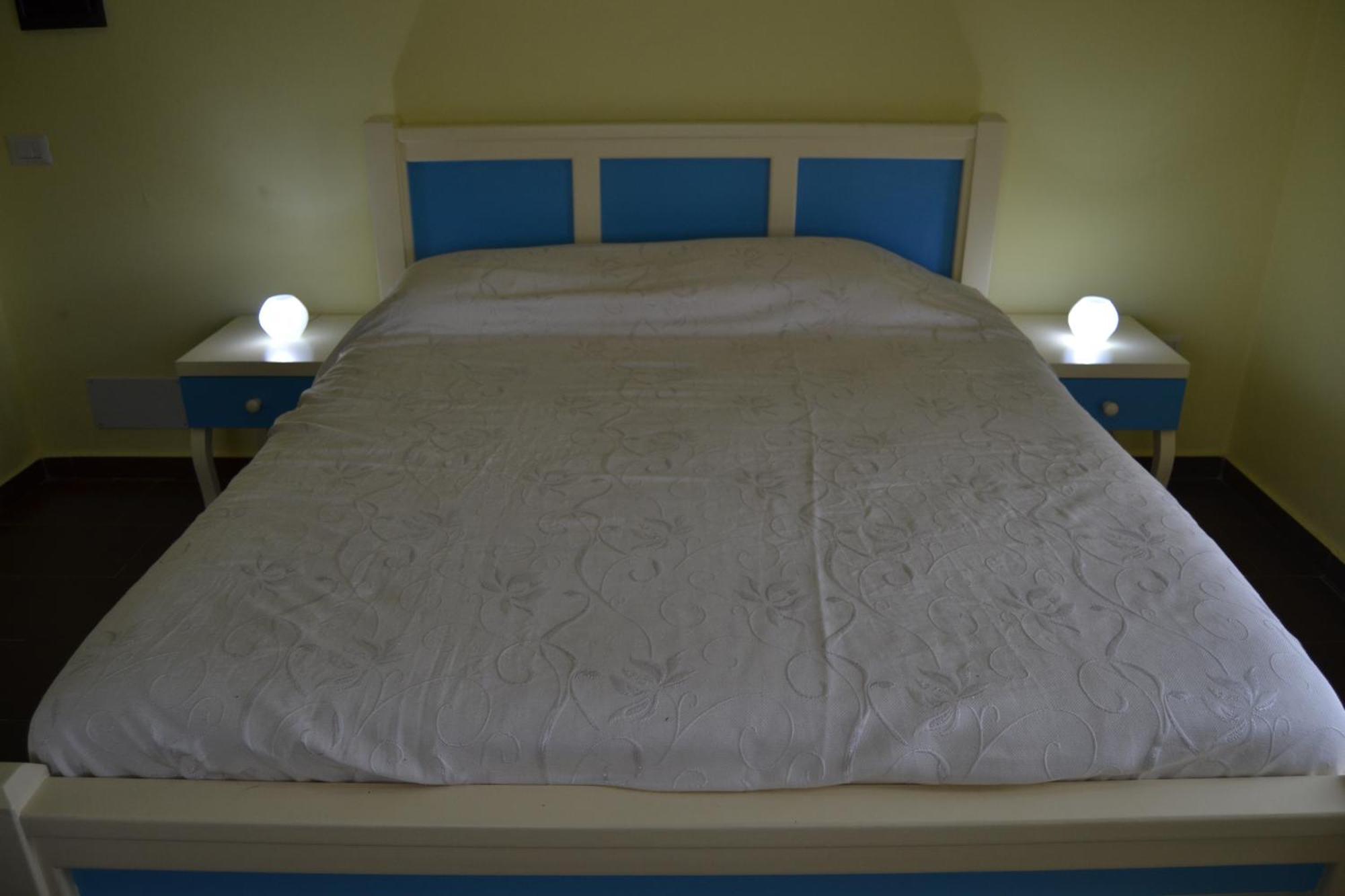 Hotel Kodra E Godenve Vile-Ballaj Habitación foto