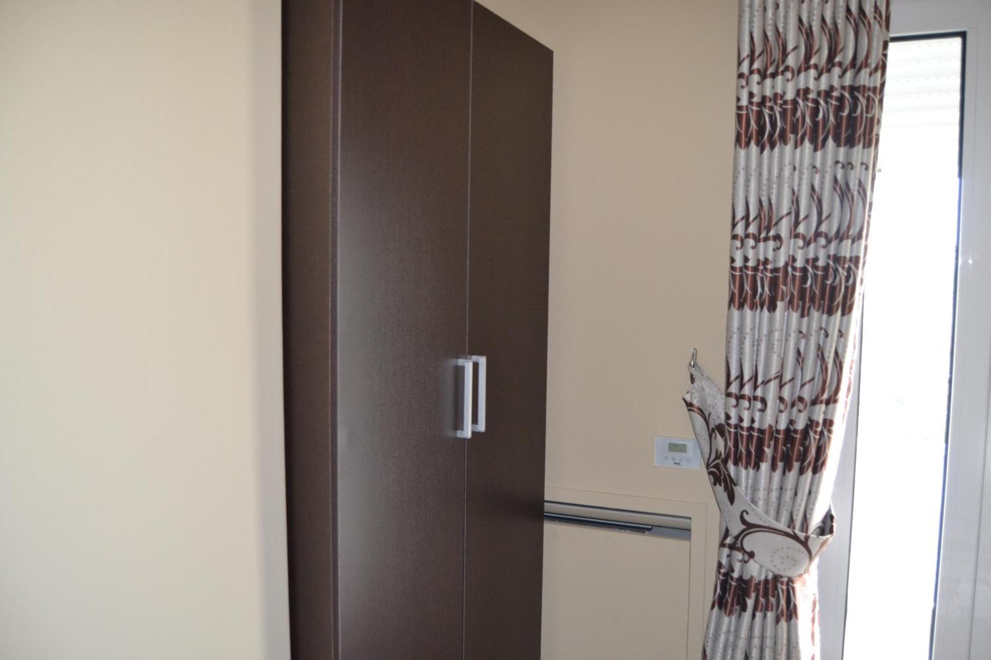 Hotel Kodra E Godenve Vile-Ballaj Habitación foto